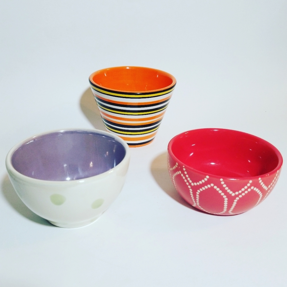 Lot of 3 mini bowls